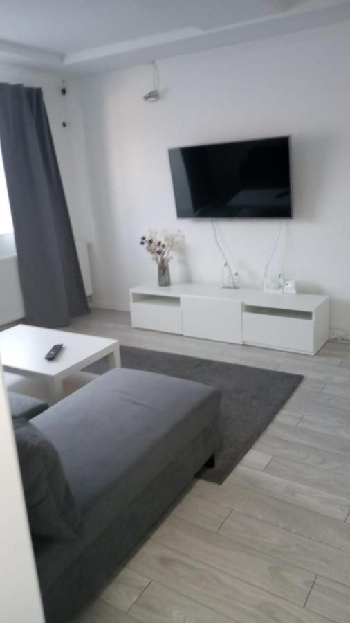 Apartament Apartment Lugoj Exterior photo